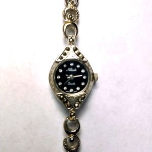 Vintage Netsuke Women WristWatch Marcasite Quartz Bracelet 7"